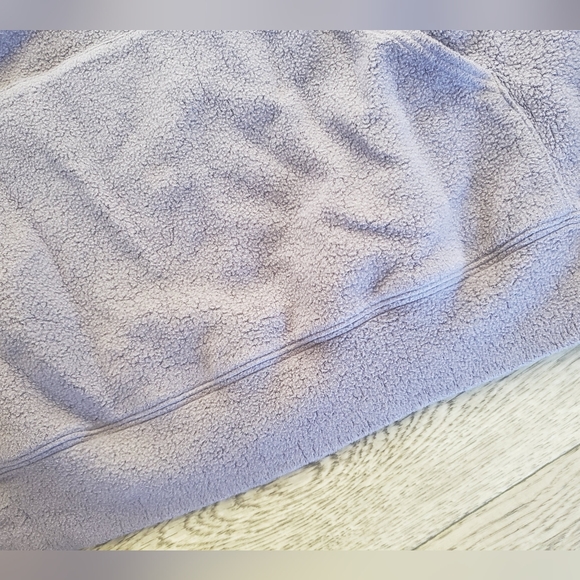 ALO light grey womems sweater - Picture 4 of 8